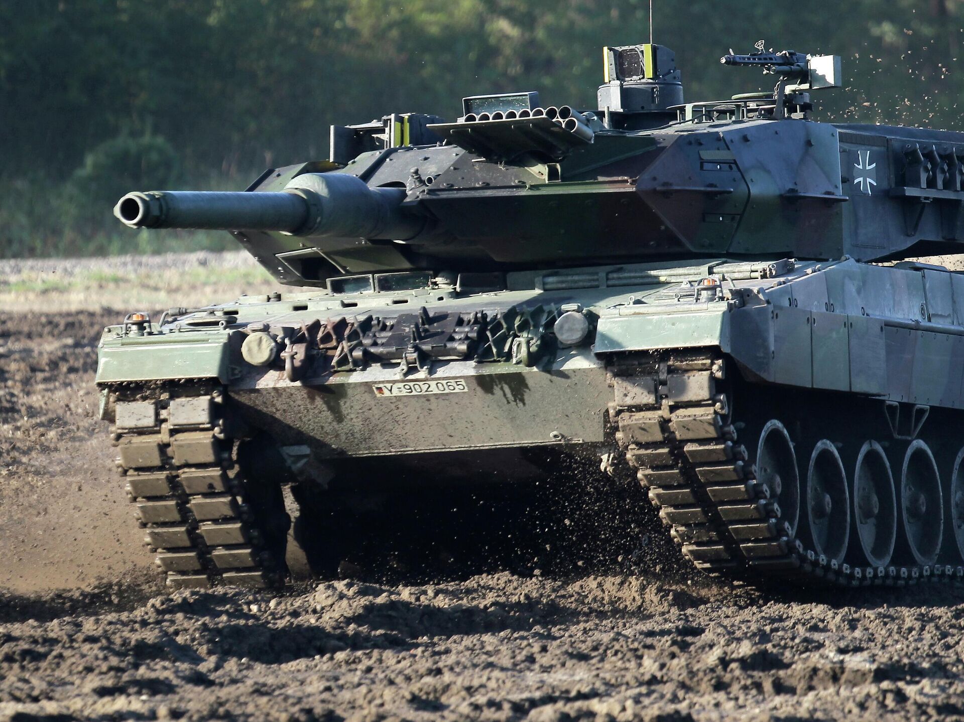Танк леопард 2а6. Танк леопард 2. Танк Leopard 3. Leopard 2a6 Germany. Кончаются танки