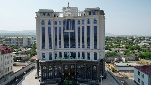 Здание Амонатбанка Дангаринском районе - Sputnik Таджикистан