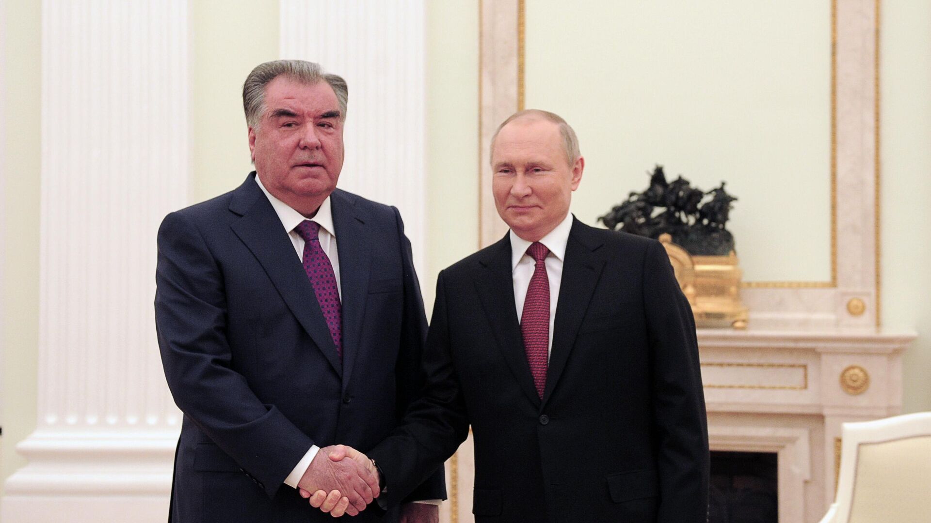 Президент РФ В. Путин принял участие во встреча лидеров государств - членов ОДКБ - Sputnik Таджикистан, 1920, 16.05.2022