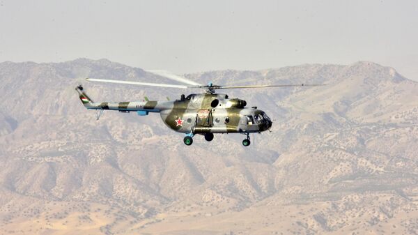 Вертолет армии Таджикистана  - Sputnik Таджикистан