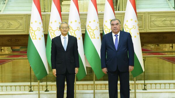 Президент Республики Таджикистана Эмомали Рахмон провел встречу с Генеральным секретарем Шанхайской организации сотрудничества Чжан Мином - Sputnik Таджикистан