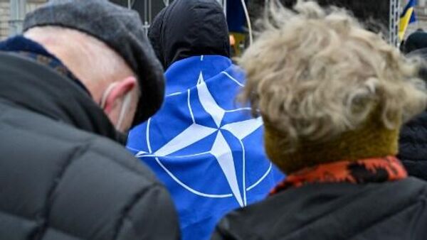 Флаг НАТО - Sputnik Тоҷикистон
