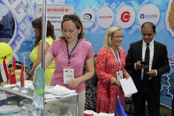 В мероприятии приняли участие более 400 гостей из дипломатических миссий разных стран. - Sputnik Таджикистан