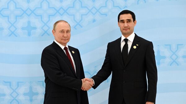 Президент РФ Владимир Путин и президент Туркменистана Сердар Бердымухамедов - Sputnik Таджикистан