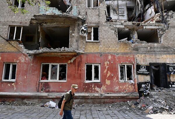 В июне 2014-го город захватили украинские силовики. - Sputnik Таджикистан
