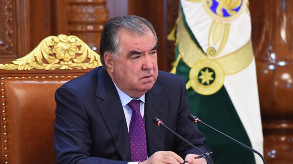Эмомали Рахмон президент РТ - Sputnik Таджикистан
