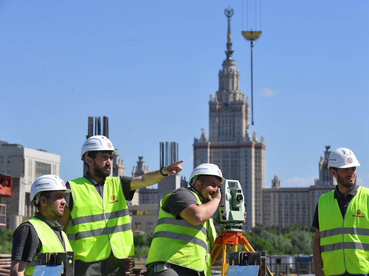 Эксперты оценили вклад трудовых мигрантов из ЦА в российскую экономику