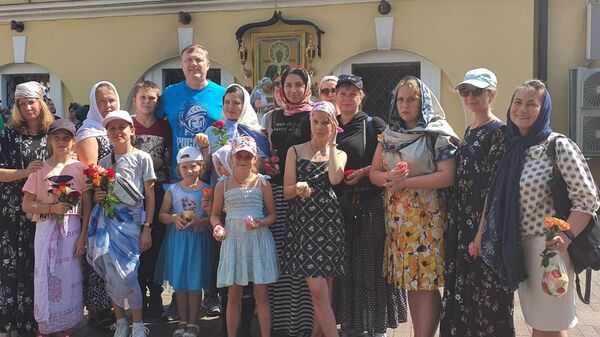 Жители Мариуполя рассказали, как проходят реабилитацию в России - Sputnik Таджикистан