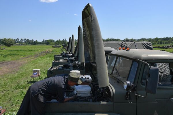 Один из ремонтных батальонов находится на территории Луганской Народной Республики. - Sputnik Таджикистан