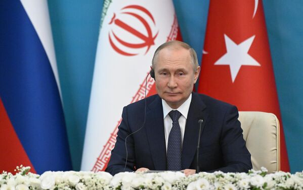 Российский лидер отметил &quot;весьма результативную&quot; совместную работу Москвы, Анкары и Тегерана. - Sputnik Таджикистан