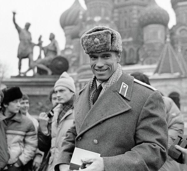 Шварценеггер несколько раз был в России, и даже играл одну из ролей на фоне Красной площади. - Sputnik Таджикистан