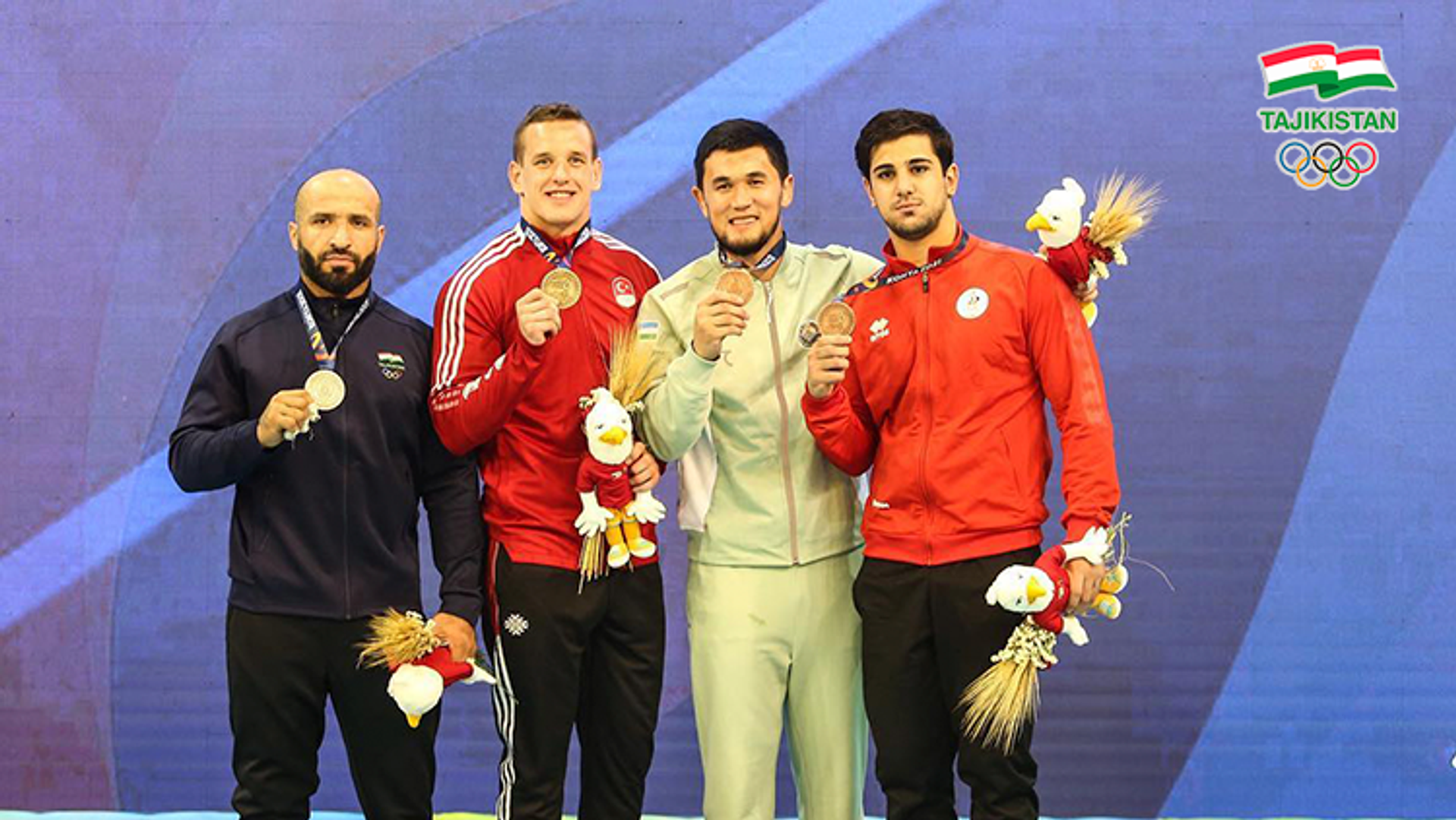 Таджикские дзюдоисты выиграли серебро и две бронзы - Sputnik Таджикистан, 1920, 17.08.2022