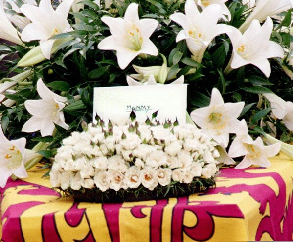 Гроб принцессы Дианы, Лондон, 6 сентября 1997 года. - Sputnik Таджикистан