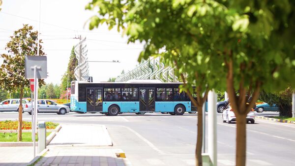Общественный транспорт в Душанбе - Sputnik Таджикистан