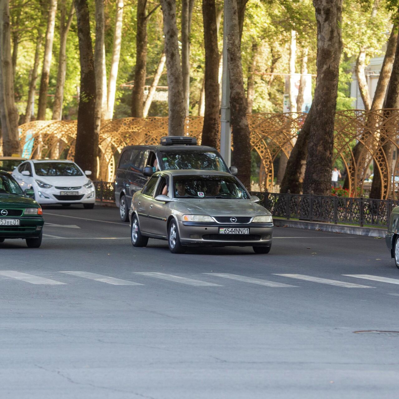 Почему в Таджикистане ввели запрет на ввоз старых автомобилей