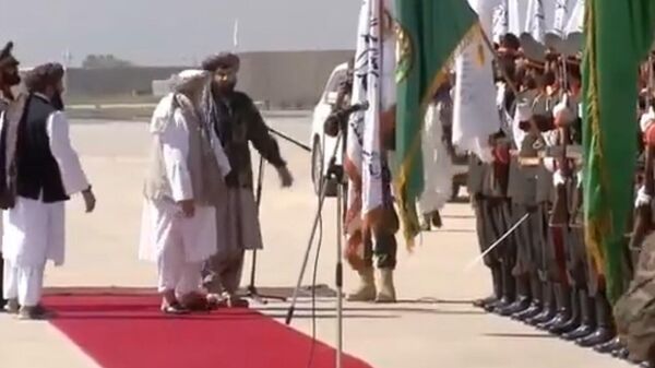 Талибан провели Парад на аэродроме Баграм - Sputnik Тоҷикистон