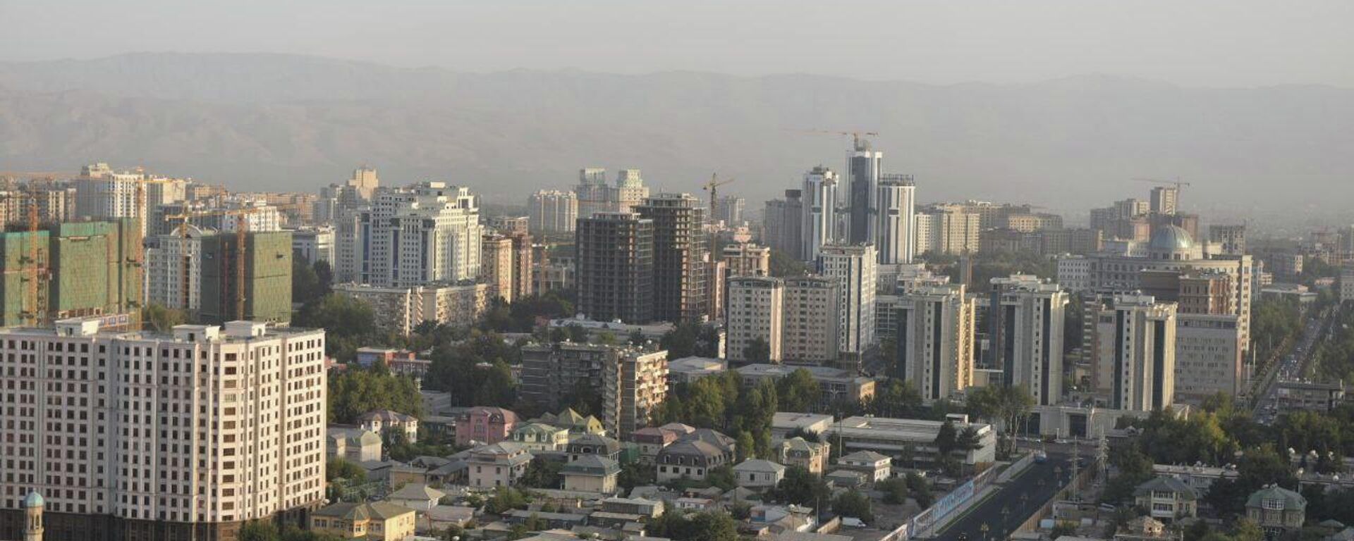Панорама города Душанбе с высоты - Sputnik Таджикистан, 1920, 22.01.2024
