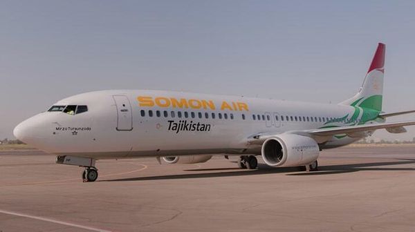 Авиакомпания Сомон Эйр получила первый из двух самолётов Боинг 737-800 - Sputnik Тоҷикистон