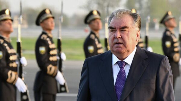 Визит Рахмона в Самарканд на саммит ШОС  - Sputnik Таджикистан