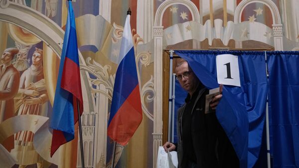 Референдумы о присоединении к России в ЛНР и ДНР - Sputnik Таджикистан