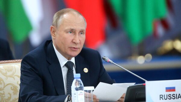 Президент РФ Владимир Путин на VI саммите Совещания по взаимодействию и мерам доверия в Азии, Астана - Sputnik Тоҷикистон