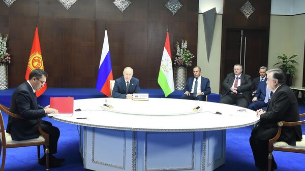 Президенты России, Кыргызстана и Таджикистана - Sputnik Тоҷикистон
