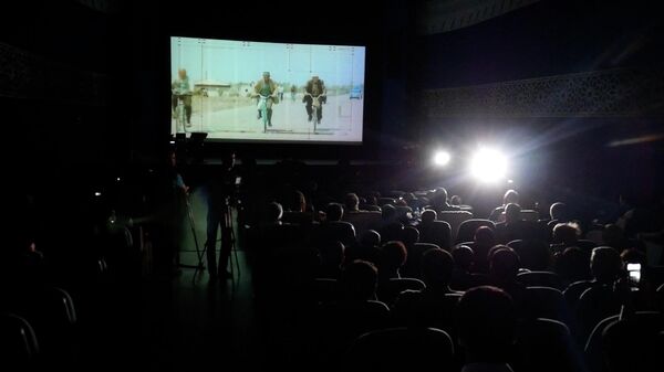 В кинотеатре Ватан состоялось мероприятие, посвященное Дню таджикского кино - Sputnik Таджикистан