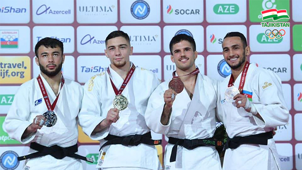 Муллораджаб Халифаев принес серебряную медаль олимпийской сборной Таджикистана.  - Sputnik Таджикистан