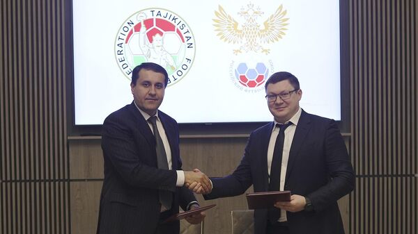 Подписание меморандума о сотрудничестве между Российским футбольным союзом и Федерацией футбола Таджикистана - Sputnik Таджикистан