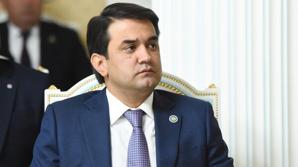 Председатель верхней палаты парламента Таджикистана Рустам Эмомали - Sputnik Тоҷикистон