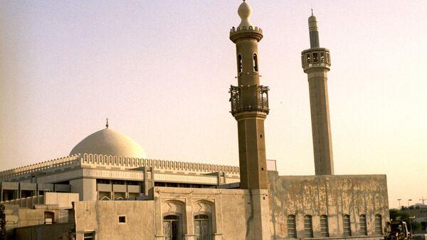 Старая и новая кафедральная мечеть в городе Эль-Кувейте. - Sputnik Таджикистан