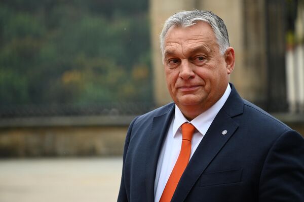 Премьер-министр Венгрии Виктор Орбан. - Sputnik Таджикистан