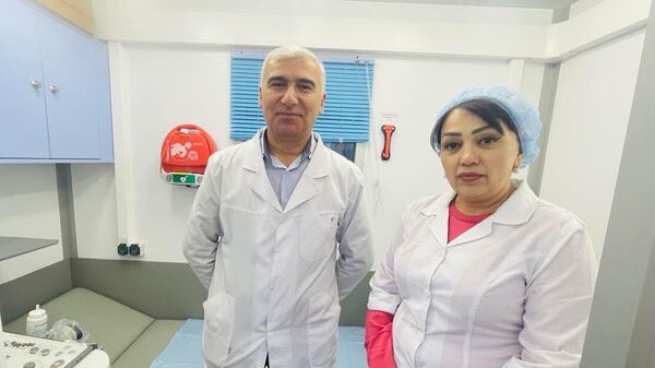 Передача Таджикистану российского мобильного медицинского комплекса - Sputnik Таджикистан