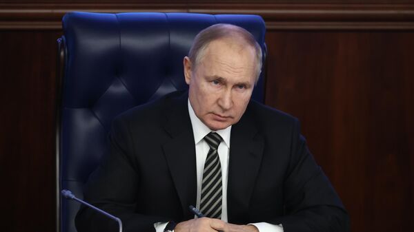 Президент РФ В. Путин провел расширенное заседание коллегии Минобороны РФ - Sputnik Таджикистан