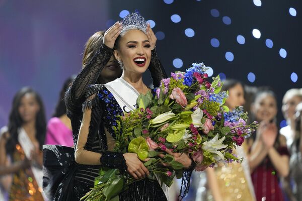 Мисс США Р&#x27;Бонни Гэбриэл на коронации Мисс Вселенная. - Sputnik Таджикистан