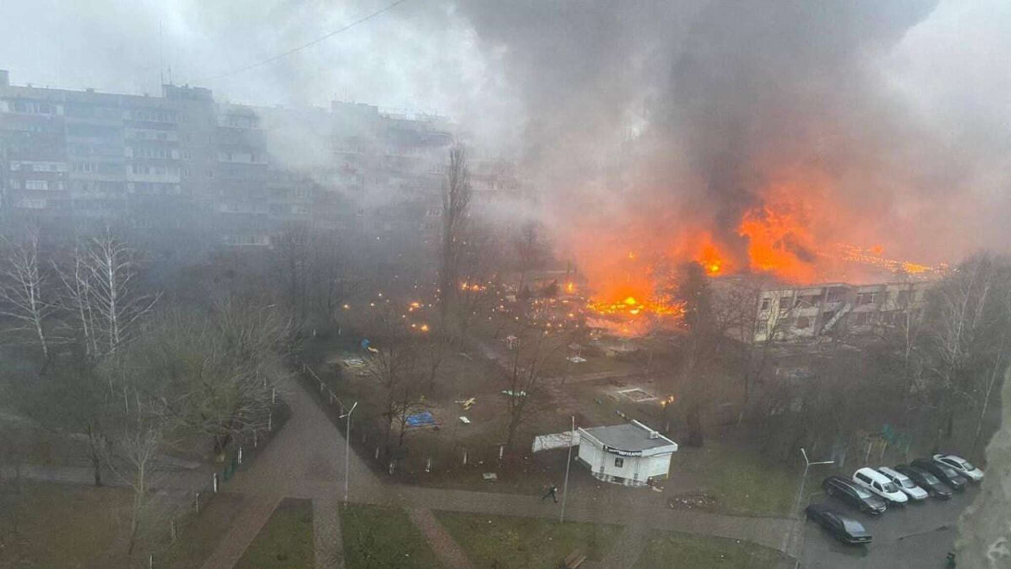 Вертолет с руководством МВД Украины упал на детский сад, а не 