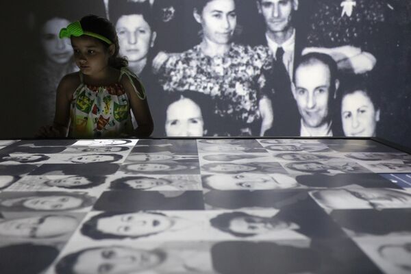 Холокост - это развивающийся процесс, который происходил по всей Европе в период с 1933 по 1945 год. - Sputnik Таджикистан