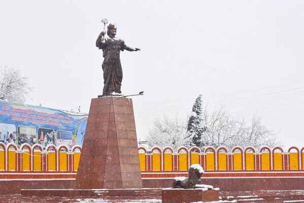 А на протяжении недели с 13 по 19 февраля воздух и вовсе прогреется до +13°C. - Sputnik Таджикистан