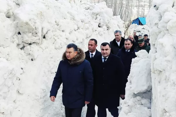 Сарвазири Тоҷикистон, аз макони тарма дар маҳаллаи Носири Хисрави шаҳри Хоруғ низ боздид кард. Сарвазири Тоҷикистон, аз макони тарма дар маҳаллаи Носири Хисрави шаҳри Хоруғ низ боздид кард. - Sputnik Тоҷикистон
