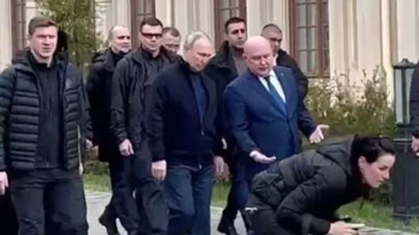 Путин в день девятой годовщины воссоединения России и Крыма приехал в Севастополь - Sputnik Тоҷикистон
