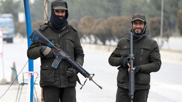 Талибы - охранники блокпоста - Sputnik Таджикистан