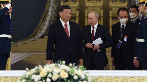 Встреча президента РФ В. Путина и председателя КНР Си Цзиньпина - Sputnik Тоҷикистон