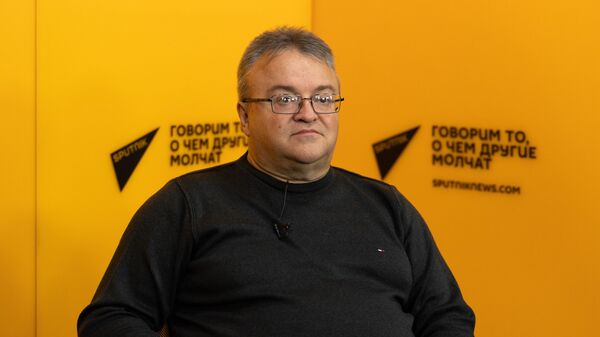 Эксперт по химоружию Никулин: поставка Украине снарядов с обедненным ураном - военное преступление
 - Sputnik Таджикистан