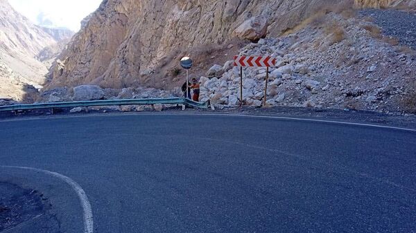 Ремонт дорог в Таджикистане - Sputnik Таджикистан