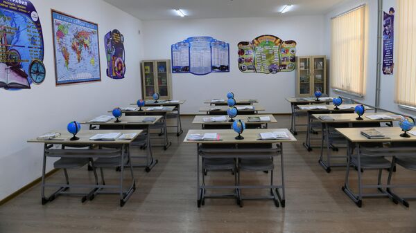Учебный класс в школе - Sputnik Таджикистан