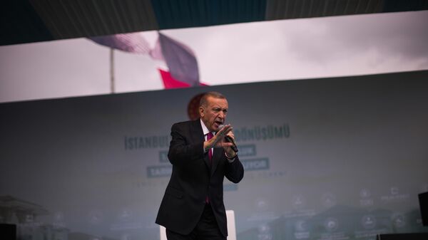Президент Турции Реджеп Тайип Эрдоган в ходе предвыборной кампании - Sputnik Таджикистан