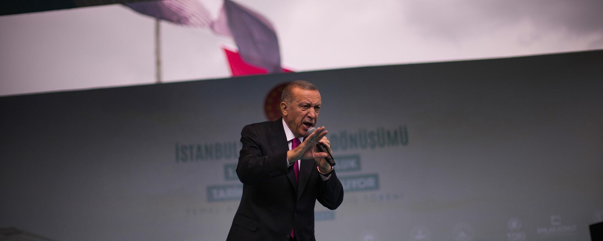 Президент Турции Реджеп Тайип Эрдоган в ходе предвыборной кампании - Sputnik Тоҷикистон, 1920, 02.05.2023