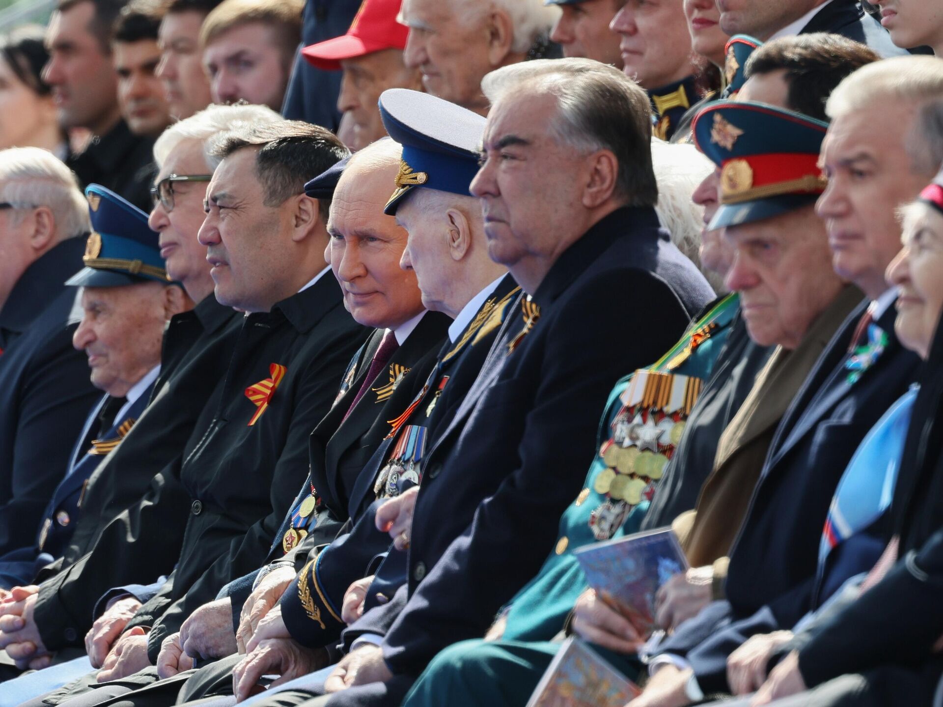 Победа снг. Лукашенко на параде Победы 2023. Парад на красной площади 9 мая 2023. Ветераны на параде Победы. Парад 9 мая.