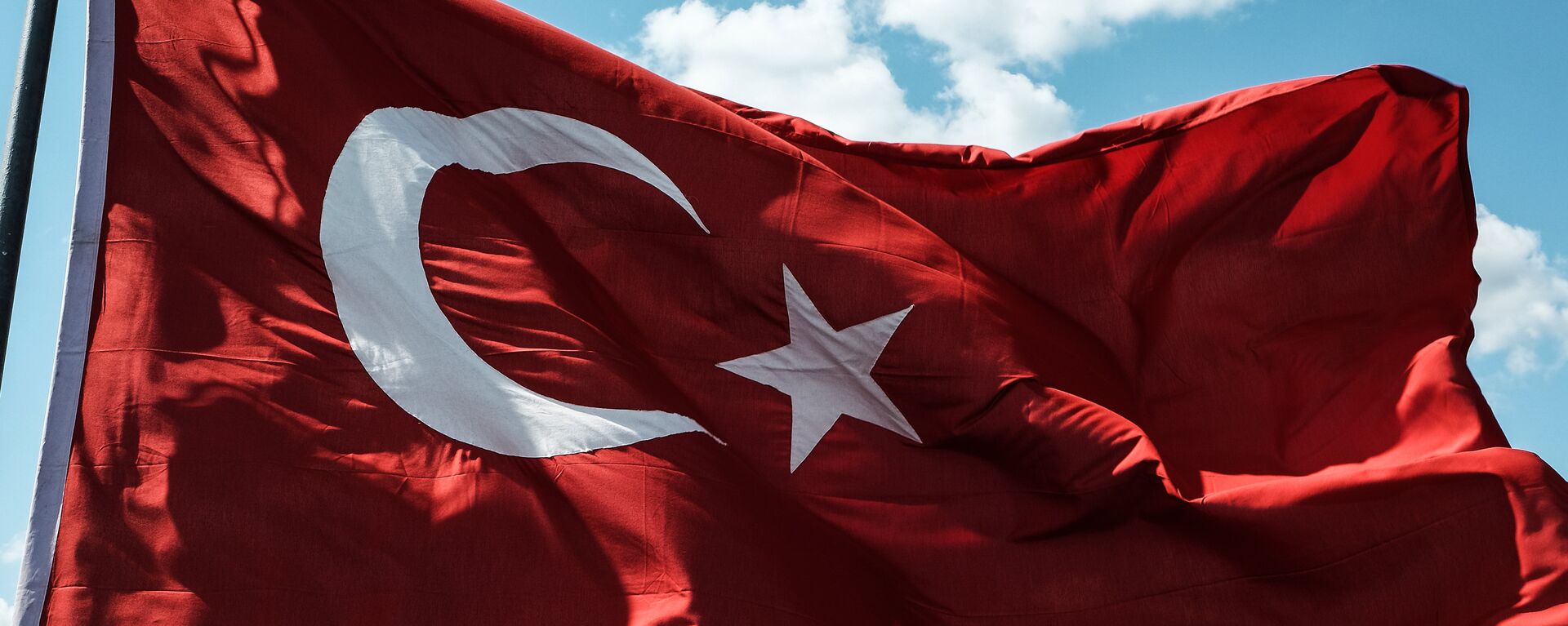 Флаг Турции - Sputnik Тоҷикистон, 1920, 12.08.2023