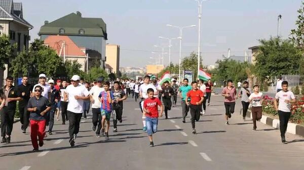 Ежегодный забег на День молодежи в Худжанде - Sputnik Таджикистан